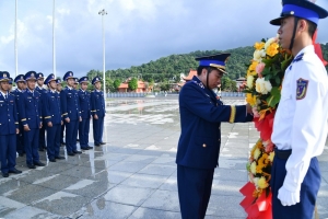 Bộ Tư lệnh Vùng Cảnh sát biển 4 tri ân Chủ tịch Hồ Chí Minh