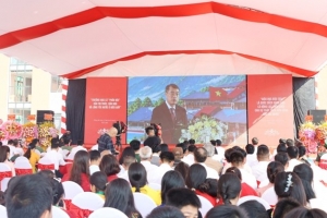 Năm học mới khởi đầu từ những ngôi trường khang trang nơi biên giới Nghệ An