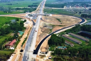 Hà Tĩnh đầu tư gần 700 tỷ đồng mở trục kết nối cao tốc Bắc - Nam với ven biển
