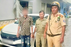 15 phút truy tìm ô tô được trình báo mất cắp
