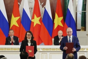 Tổng Bí thư, Chủ tịch nước Tô Lâm và Tổng thống Nga Vladimir Putin chứng kiến Lễ trao các văn kiện hợp tác