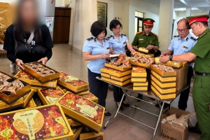 Hà Nội: Thu giữ 200 chiếc bánh trung thu nhập lậu, xử phạt hành chính đối tượng vi phạm