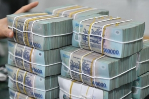 Lãi suất huy động vẫn "neo" cao