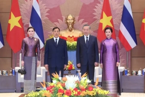 Nhà vua Thái Lan và Hoàng hậu kết thúc tốt đẹp chuyến thăm cấp Nhà nước đến Việt Nam