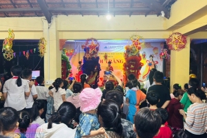 "Đêm hội trăng rằm" đong đầy yêu thương tại xã đảo Long Sơn, TP HCM