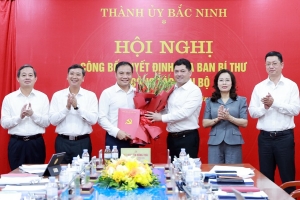 Phó Giám đốc Đại học Quốc gia Hà Nội Đào Thanh Trường giữ chức Phó Chủ tịch UBND thành phố Bắc Ninh