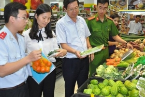 Bộ Y tế đưa ra giải pháp căn cơ xử lý thực phẩm bẩn, hàng giả theo kiến nghị của cử tri