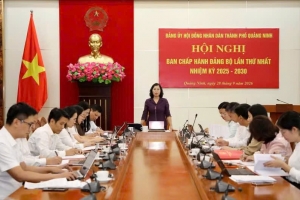Nhanh chóng đưa Đảng bộ HĐND thành phố Quảng Ninh đi vào hoạt động nền nếp