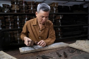 Nghệ nhân Ưu tú Nguyễn Đăng Tâm - Hơn 3 thập kỷ giữ hồn tranh Đông Hồ
