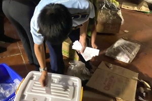 Hà Nội: Phát hiện cơ sở sản xuất giò, chả sử dụng hàn the