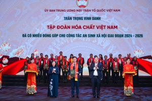 Vinachem tham dự chương trình phát động Tháng cao điểm “Vì người nghèo” năm 2026