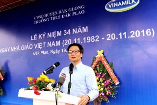 Vinamilk tiên phong mang chương trình sữa học đường đến với trẻ em Đắk Nông