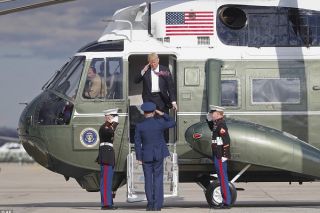 Chi hàng chục triệu USD để bảo vệ gia đình ông Trump sau 4 tuần nhậm chức...
