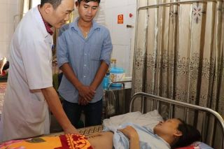 Hà Tĩnh: Sản phụ bị phong huyết tử cung rau được cứu sống