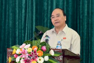 Thủ tướng Nguyễn Xuân Phúc tiếp xúc cử tri