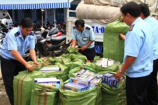 Tăng cường đấu tranh chống buôn lậu thuốc lá