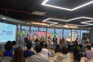 Ứng dụng công nghệ Blockchain – Fintech trong thương mại điện tử - thanh toán trực tuyến