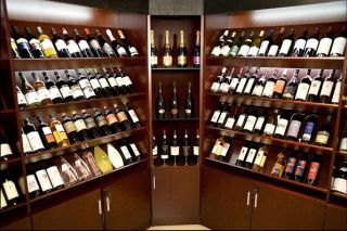 Nhiều quy định mới về kinh doanh rượu, thuốc lá chính thức có hiệu lực
