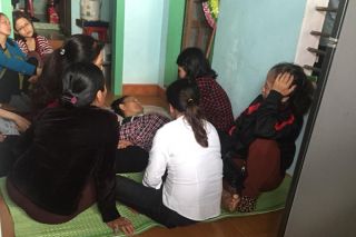 Bi kịch một gia đình: Chồng mất tích trên biển, con trai tử vong vì tai nạn