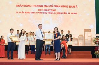 SeaBank nhận bằng khen của Bộ Tài chính do thực hiện tốt chính sách pháp luật thuế 2017
