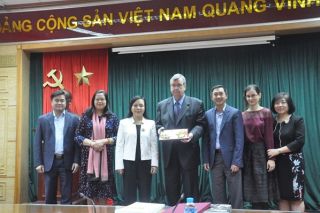 Trong tương lai, Bệnh viện K sẽ ứng dụng robot trong phẫu thuật điều trị ung thư