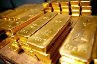 Giá vàng hôm nay 20/2: Tăng vọt lên đỉnh 10 tháng