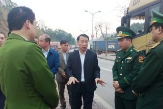 Lạng Sơn: Giải quyết kịp thời ùn tắc tại cửa khẩu Hữu Nghị