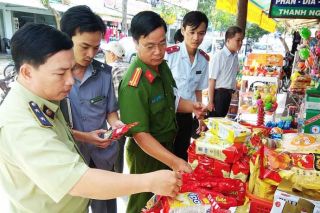 Hà Nội: Cần tăng cường công tác quản lý, giám sát thị trường hàng hóa dịp cuối năm