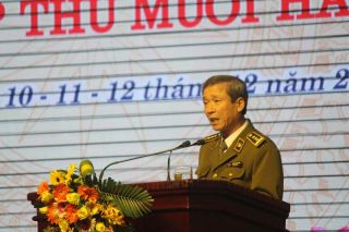 Kỳ họp thứ 12, HĐND tỉnh Nghệ An khóa XVII: Đại biểu băn khoăn về vấn nạn hàng giả, hàng nhái