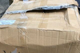 Viettel Post bị tố “rút ruột” khẩu trang của khách?