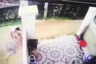 Nghệ An: Đã bắt được tài xế lùi xe làm tử vong bé trai, giấu xác phi tang