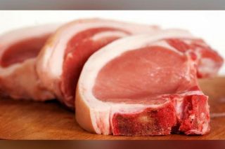 Giá thịt lợn nhập khẩu về tới cảng Việt Nam chỉ khoảng 60.000 đồng/kg