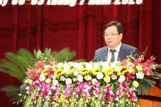 Ban Thường vụ Tỉnh ủy Quảng Ninh ra quyết định thi hành kỷ luật đối với 2 cán bộ vi phạm trong quản lý đất đai và dự án xây dựng