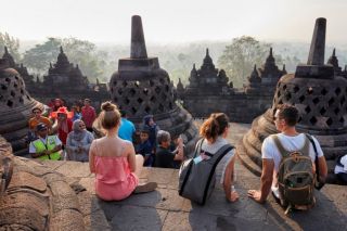 Indonesia không đón khách nước ngoài tới khi có vaccine Covid-19