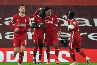 Liverpool ngược dòng thắng 3 - 1 trước Arsenal