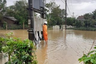 EVN cùng các đơn vị trực thuộc ủng hộ đồng bào miền Trung hơn 21 tỷ đồng