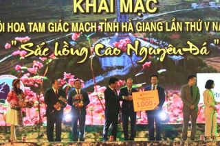 Tập đoàn T&T Group trao tặng tỉnh Hà Giang 1.000 căn nhà tình nghĩa