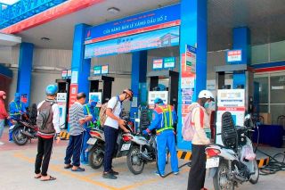 Hôm nay 10/2, giá xăng có tiếp tục tăng?