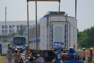 TPHCM: Đoàn tàu thứ 2 lên đường ray Metro số 1