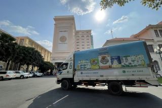 Angkormilk, công ty con của Vinamilk tại Campuchia hỗ trợ sữa cho người dân nước bạn chống Covid-19