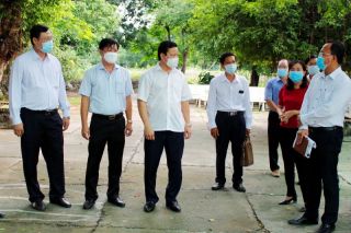 Long An: Kiểm tra công tác chuẩn bị kỳ thi tốt nghiệp THPT tại Cần Đước