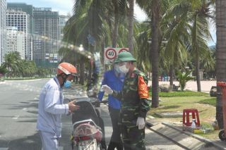 Công an TP.Đà Nẵng: Siết chặt vòng đai vùng tâm dịch quận Sơn Trà “nội bất xuất, ngoại bất nhập”