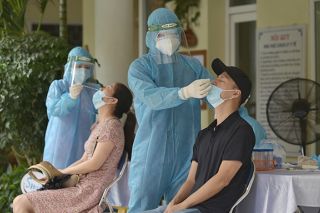 Trưa 21/9, Hà Nội thêm 10 ca Covid-19, riêng quận Long Biên có 5 ca