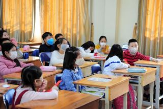 Hà Nội: Học sinh các cấp tiếp tục học trực tuyến