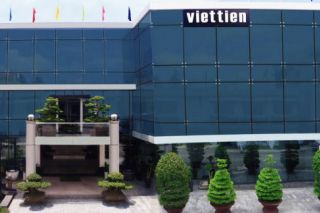 May Việt Tiến gồng mình vượt bão Covid - 19