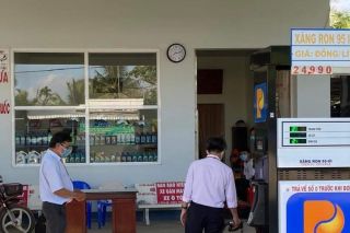 Giá xăng chính thức đạt đỉnh ở mức 26.285 đồng/lit