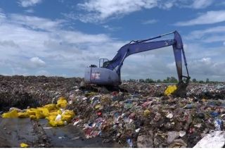 Tiêu hủy gần 6,6 tấn chả đòn chay pha chế hàn the tại An Giang