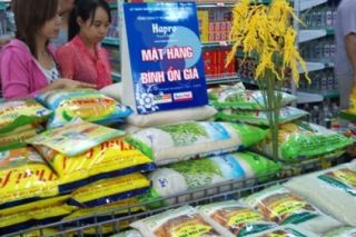 Bình ổn giá cả thị trường và tổ chức thanh, kiểm tra việc chấp hành pháp luật về giá