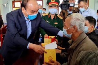 Sẽ có hơn 460 tỷ đồng tặng quà người có công dịp Tết Nguyên đán 2023