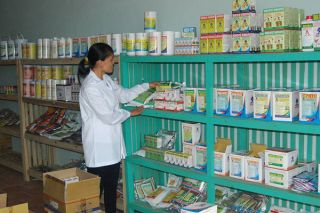 Lào Cai: Tăng cường kiểm tra, quản lý việc sử dụng thuốc và chế phẩm trong chăn nuôi